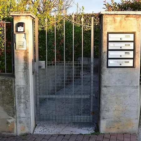 Red & Blu Luxury 8/private Parking Desenzano del Garda
