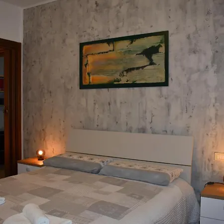 Apartment Red & Blu Luxury 8/private Parking
