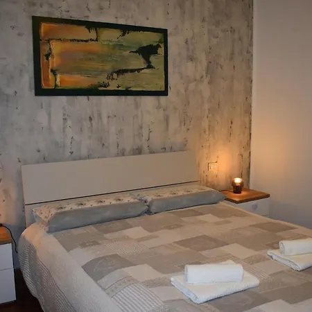 Apartment Red & Blu Luxury 8/private Parking Desenzano del Garda