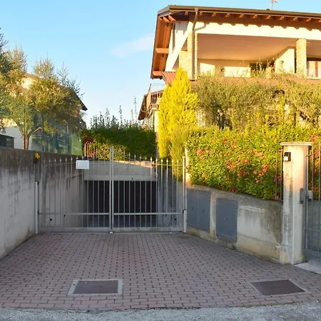 Apartment Red & Blu Luxury 8/private Parking *