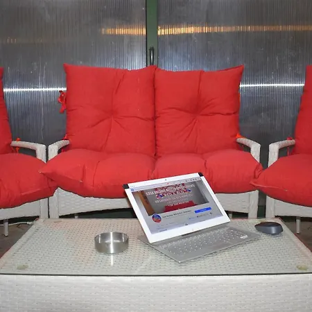 Red & Blu Luxury 8/private Parking * Desenzano del Garda